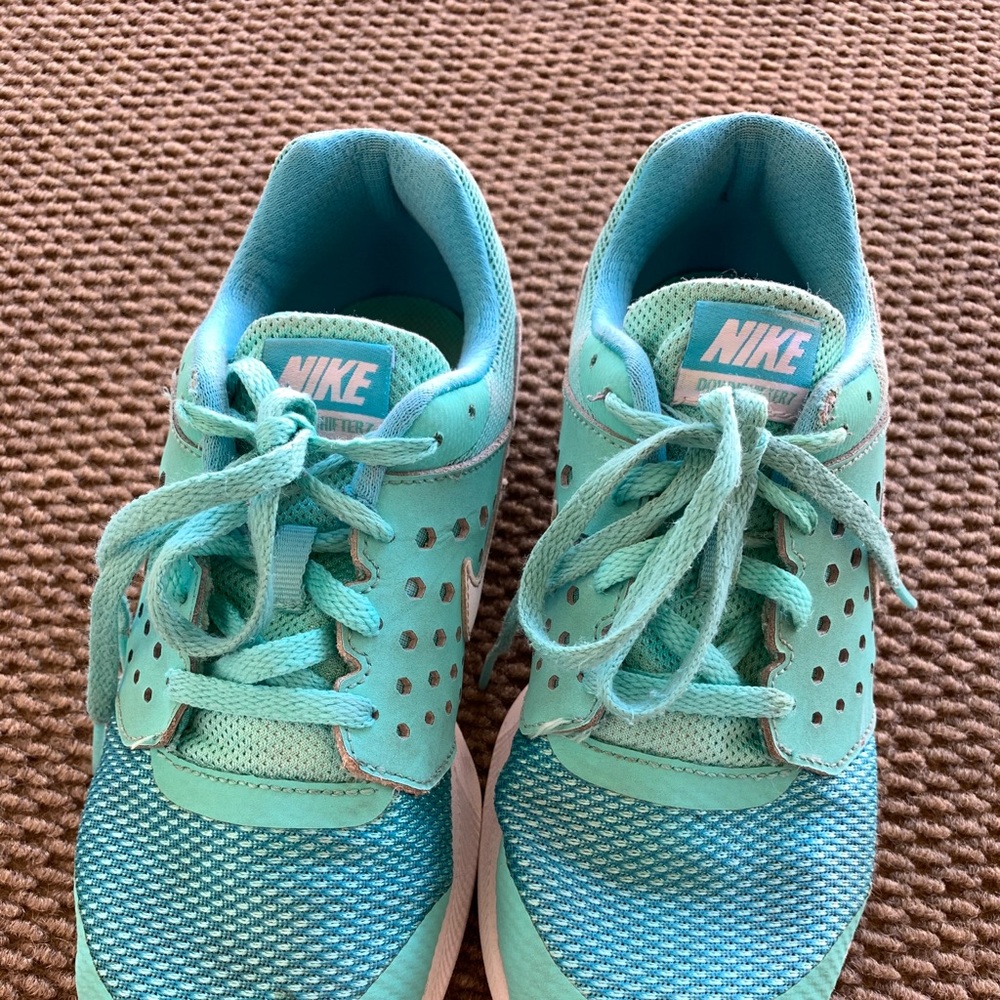 Nike kid’s shoes 3Y